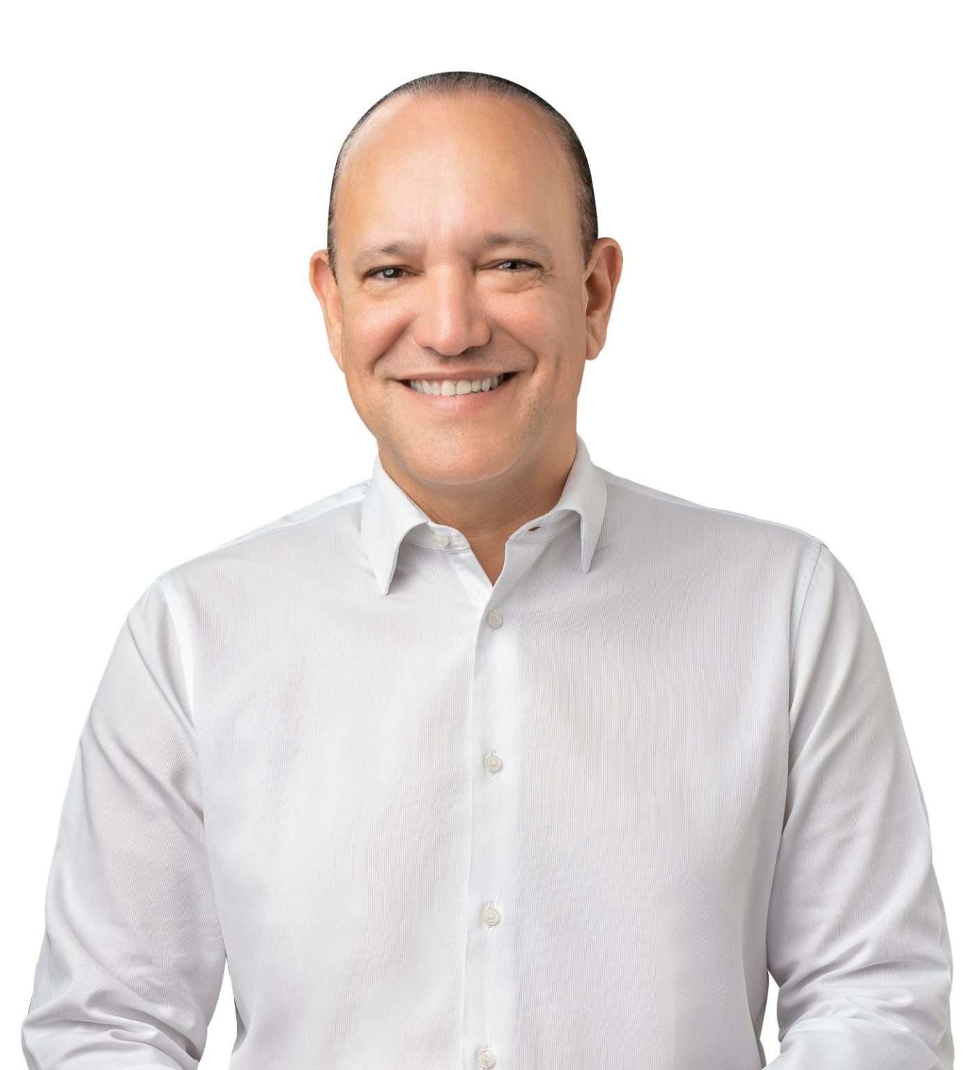 Ulises Rodríguez lanza propuesta: Santiago Inteligente