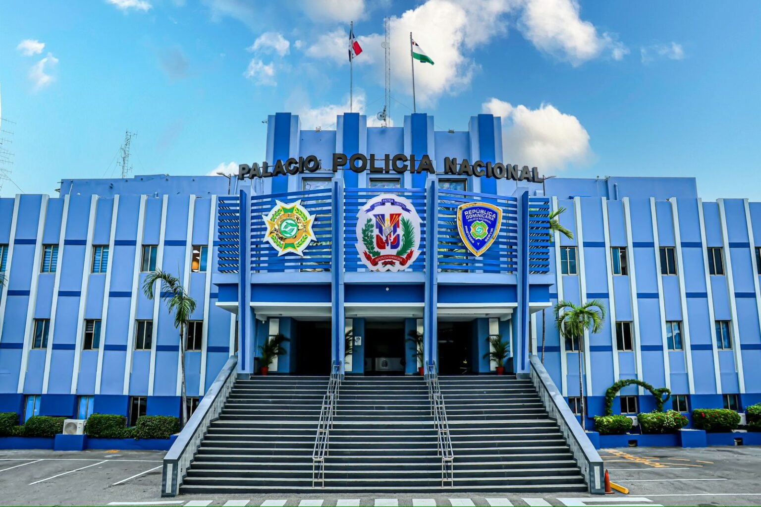 Policía Nacional suspende agentes personal en Jarabacoa tras fuga de detenido
