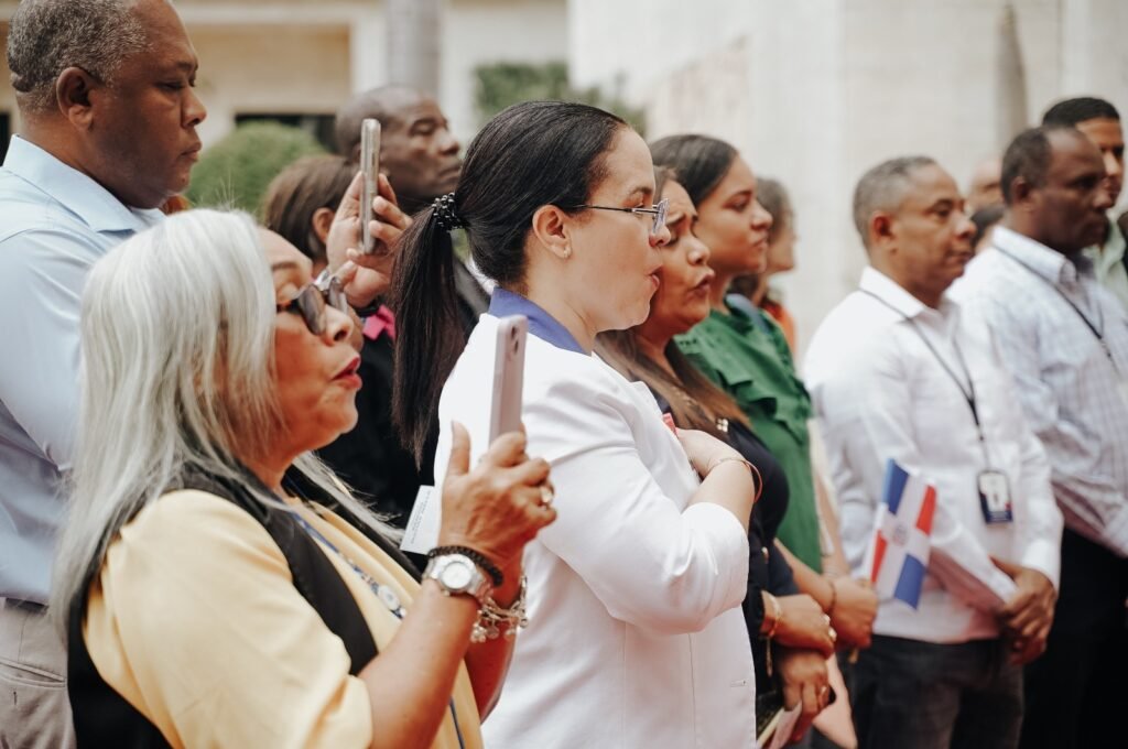 Ministerio de Educación conmemora el 209 aniversario del natalicio de Matías Ramón Mella