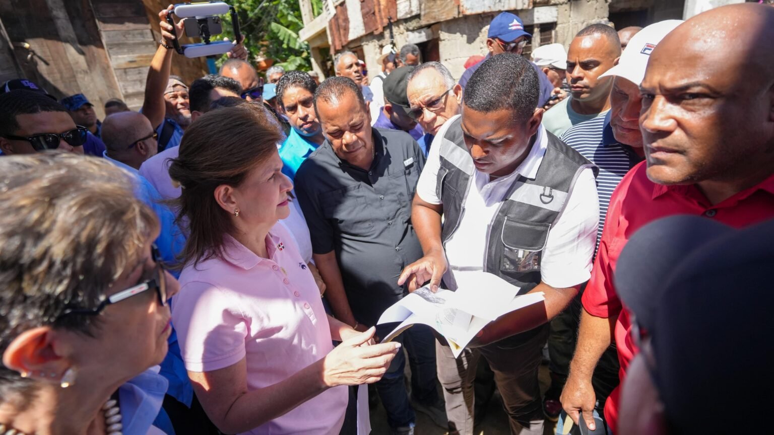 Raquel Peña encabeza respuesta del Gobierno en Puerto Plata tras las inundaciones