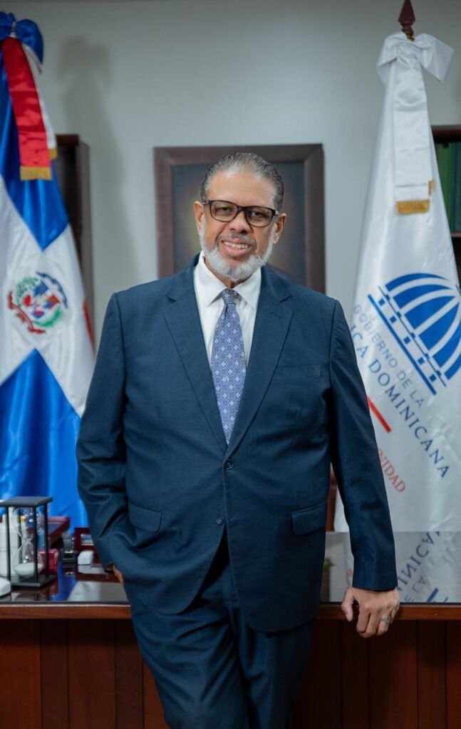 Desarrollo de la Comunidad alcanza 100% en transparencia