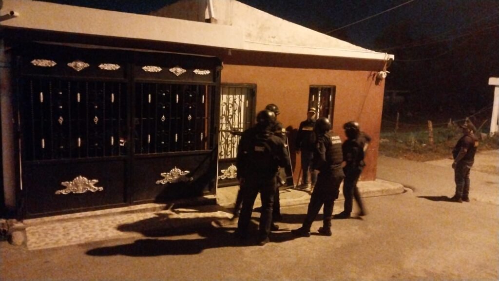 Desmantelan banda de robo motocicletas en Santiago; apresan a “El Burro”