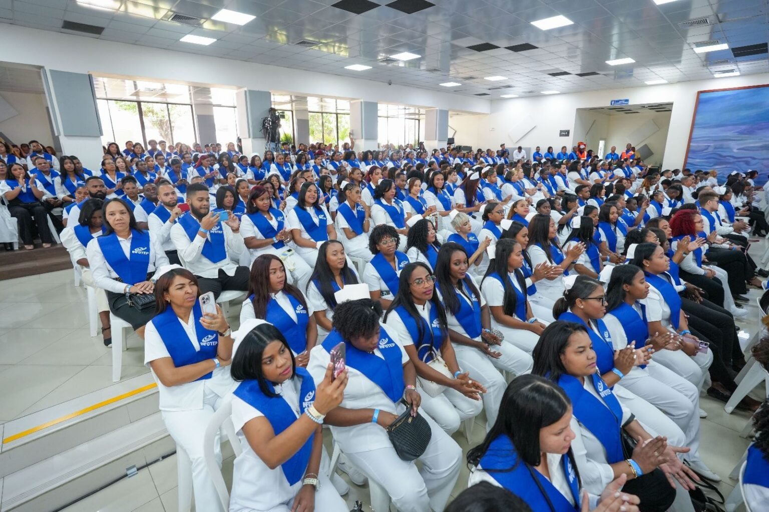 INFOTEP incorpora 2,097 nuevos técnicos al mercado laboral, impulsando sectores estratégicos de la economía dominicana