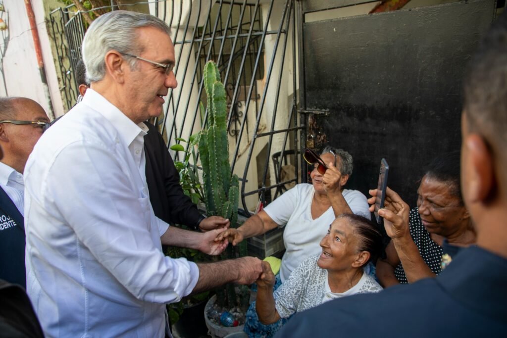 Presidente Abinader continúa supervisión en zonas vulnerables ante impacto de lluvias