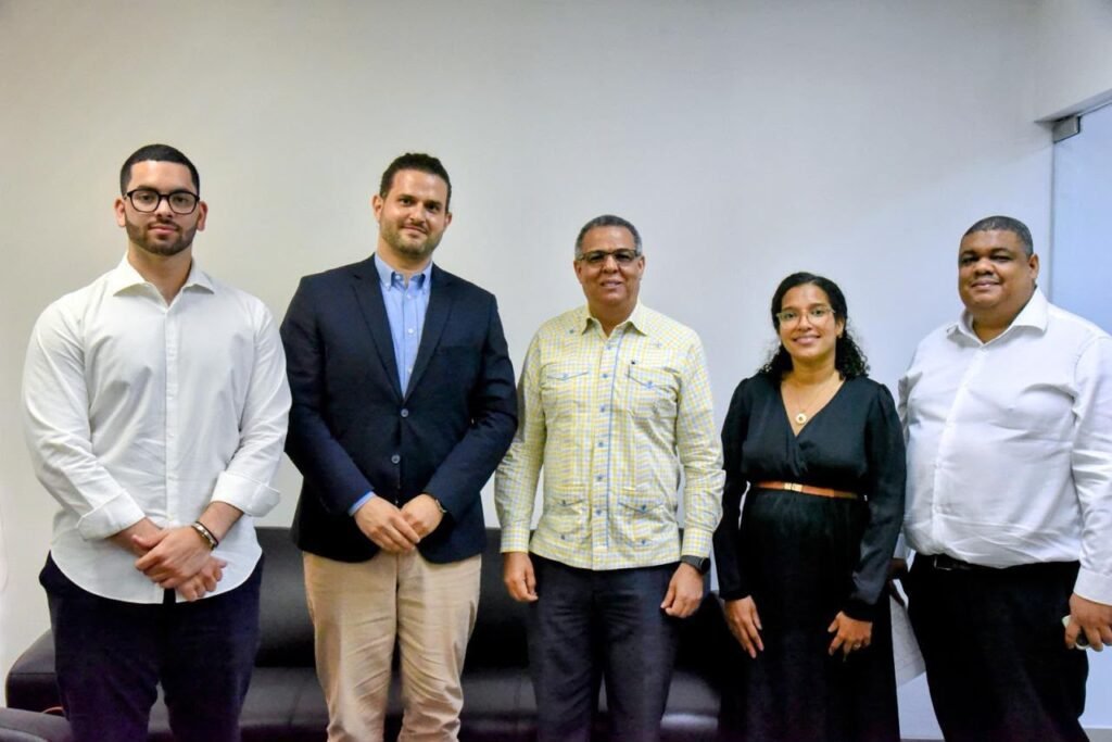 UFHEC y universidad italiana impulsan proyecto científico para transformar el sargazo en bioenergía y compuestos de alto valor