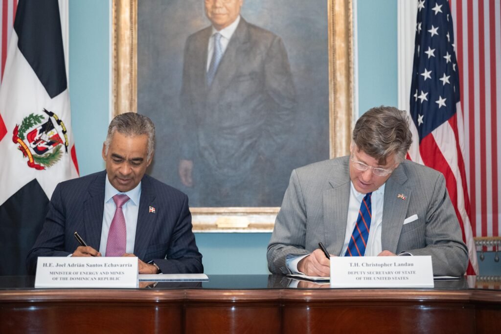 EEUU y República Dominicana firman un memorando de cooperación en energía nuclear civil