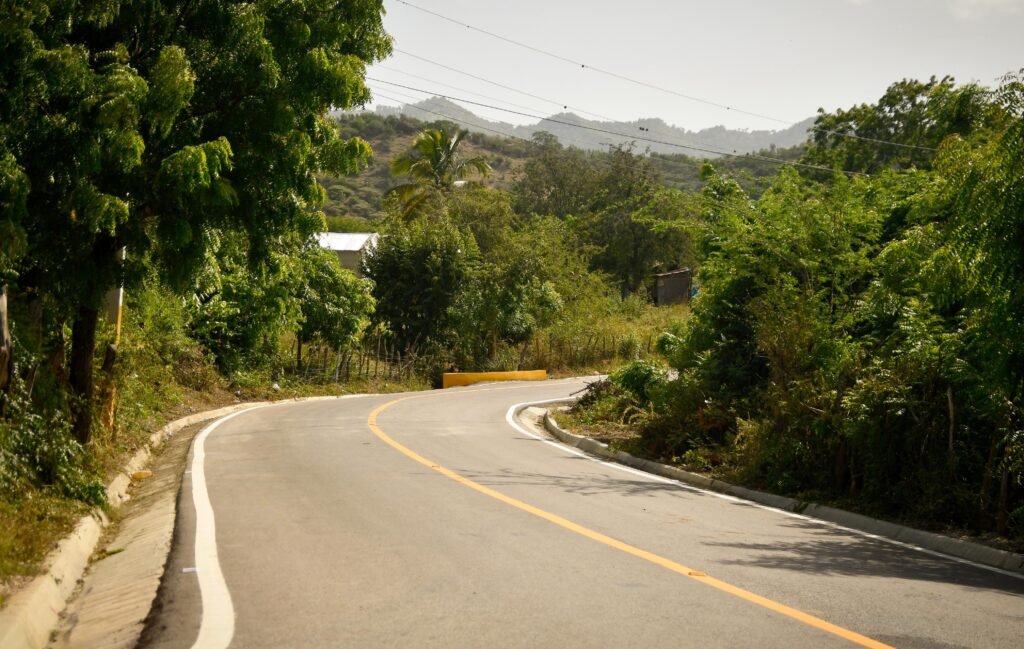 Presidente Abinader inaugura la carretera Hatillo Palma