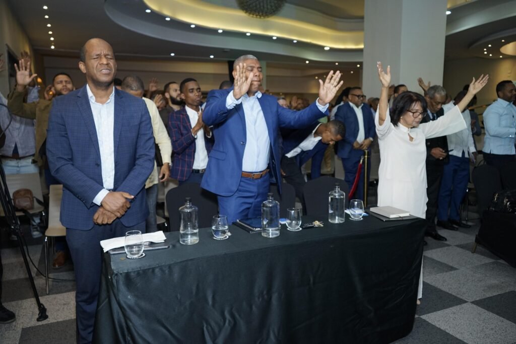 Más de 500 hombres participan en Congreso Renacer 2026 para fortalecer el liderazgo