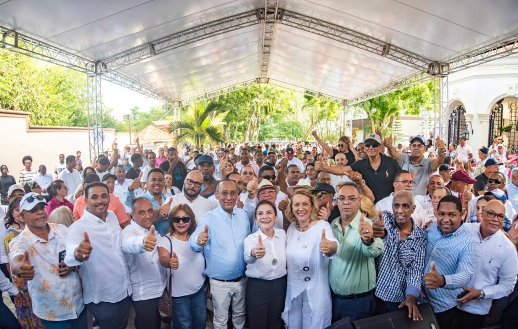 Rafa Santos activa su maquinaria política en apoyo a Carolina Mejía